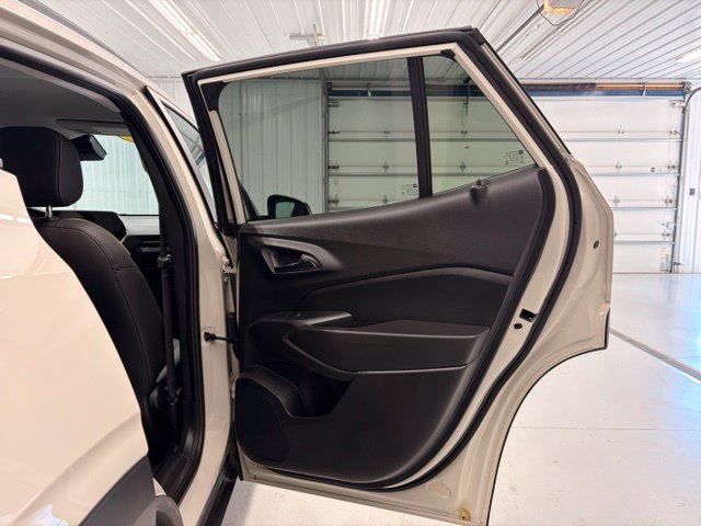 Used 2026 Chevrolet Trax ACTIV w/ Driver Confidence Package FWD image 8