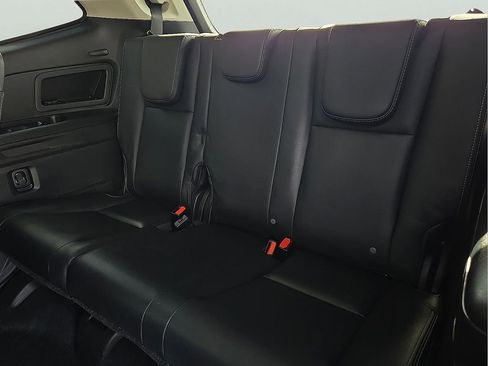 Used 2023 Subaru Ascent Limited image 10