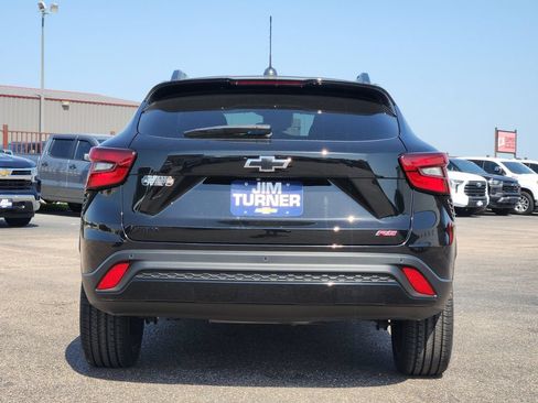 Used 2025 Chevrolet Trax RS w/ Driver Confidence Package FWD image 6