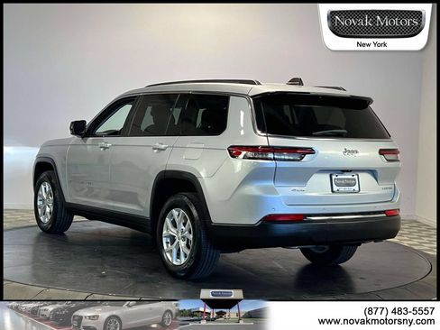 Used 2023 Jeep Grand Cherokee L Limited AWD/4WD image 6