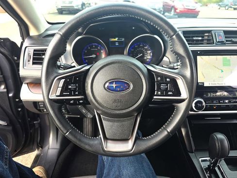 Used 2018 Subaru Outback 2.5i Limited image 19