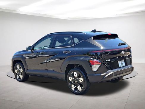 Used 2024 Hyundai Kona SEL AWD/4WD image 5