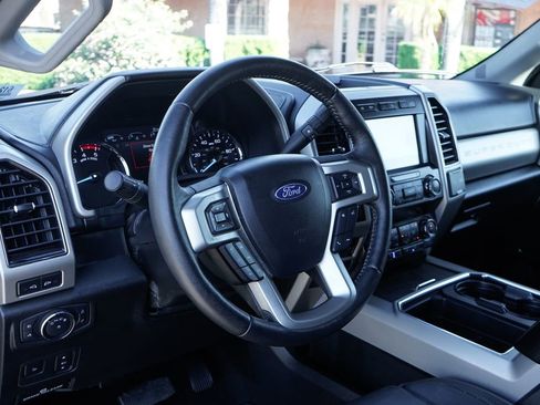 Used 2020 Ford F350 Lariat image 21