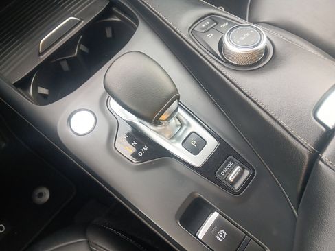 Used 2021 INFINITI QX50 Luxe w/ Appearance Package image 24