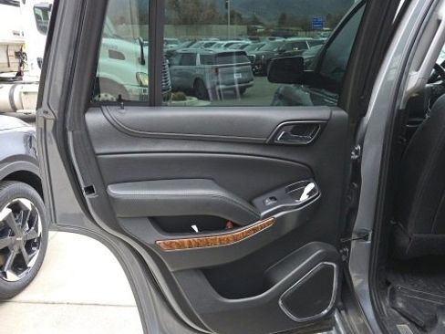 Used 2020 Chevrolet Tahoe Premier image 16