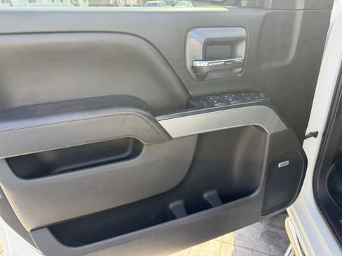 Certified 2018 Chevrolet Silverado 1500 LT w/ Texas Edition image 8