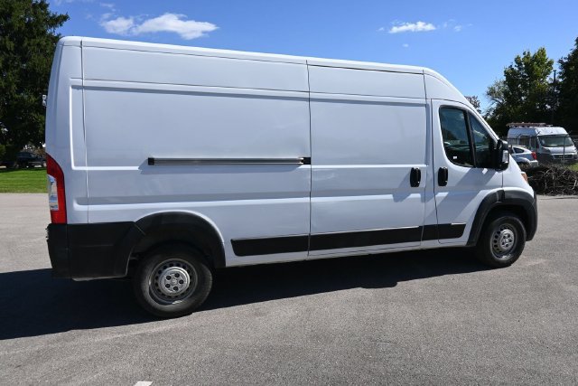Used 2025 RAM ProMaster 2500 w/ Convenience Group FWD image 13