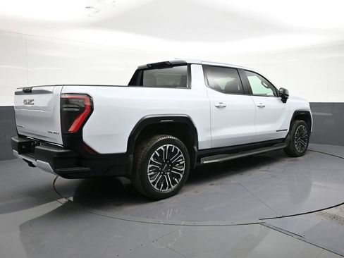 Used 2026 GMC Sierra EV Denali AWD/4WD image 5