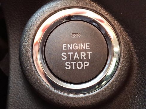 Certified 2021 Subaru Crosstrek 2.5i Limited w/ Moonroof Package 2 image 22