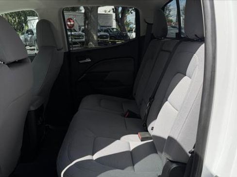 Used 2019 Chevrolet Colorado LT w/ LT Convenience Package AWD/4WD image 18