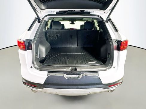 New 2025 Chevrolet Blazer LT w/ Midnight/Sport Edition image 25