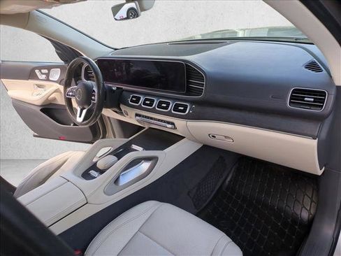Used 2020 Mercedes-Benz GLS 450 4MATIC image 24