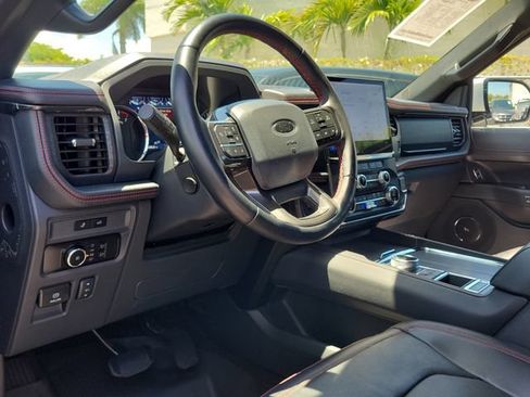 Used 2023 Ford Expedition Limited RWD image 7