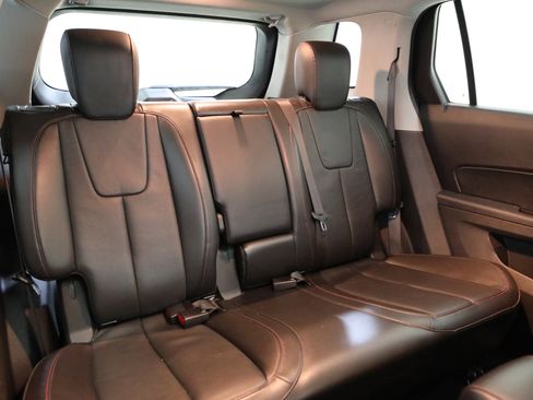 Used 2015 GMC Terrain SLT image 12