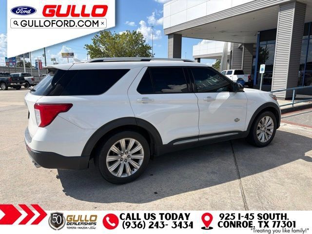 Used 2021 Ford Explorer King Ranch w/ Premium Technology Package RWD image 4