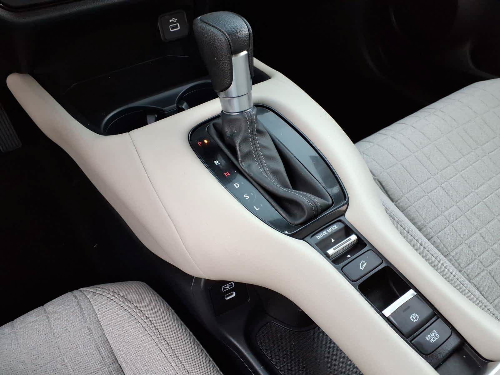 Used 2024 Honda HR-V LX image 22