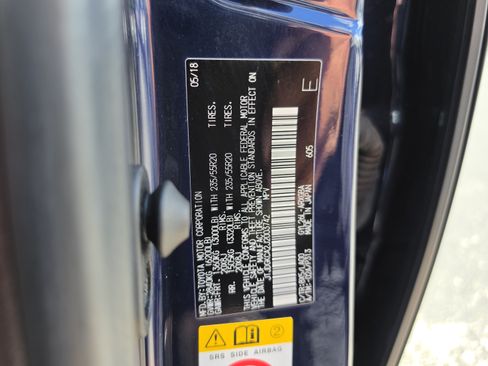 Used 2018 Lexus RX 450hL Luxury w/ Accessory Package AWD/4WD image 45