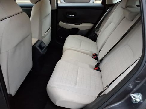 Used 2023 Honda HR-V LX image 9