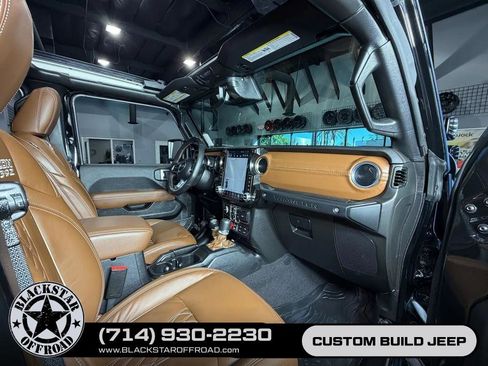 Used 2023 Jeep Wrangler Unlimited Rubicon 392 AWD/4WD image 24