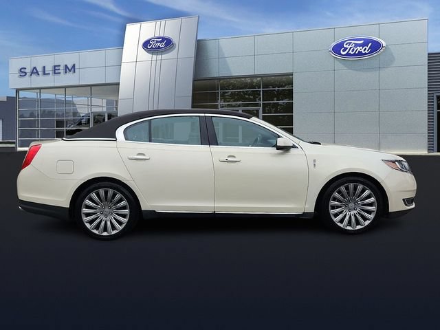 Used 2015 Lincoln MKS w/ Equipment Group 101A FWD image 2