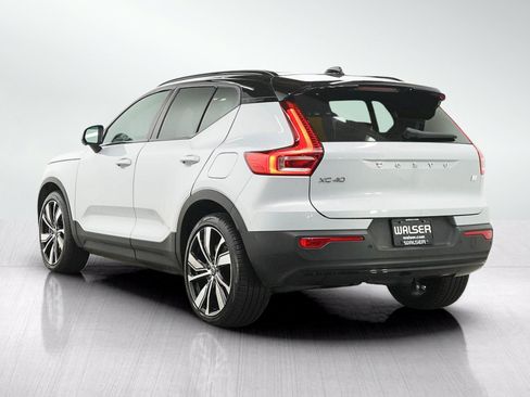 Used 2021 Volvo XC40 P8 Recharge w/ Advanced Package AWD/4WD image 3
