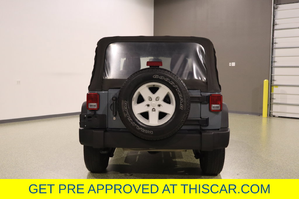 Used 2015 Jeep Wrangler Sport w/ Quick Order Package 24S AWD/4WD image 9