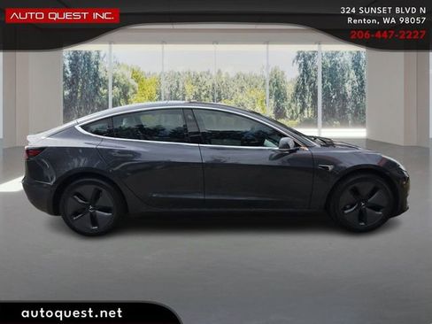 Used 2018 Tesla Model 3 Long Range image 4
