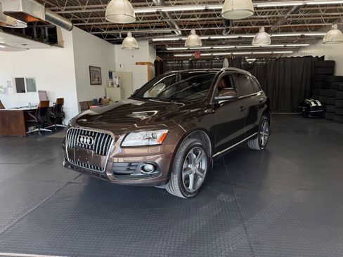Used 2014 Audi Q5 TDI Prestige w/ Prestige Package AWD/4WD image 4