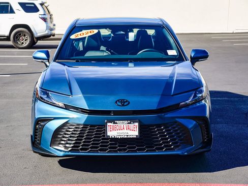 Used 2026 Toyota Camry SE image 2