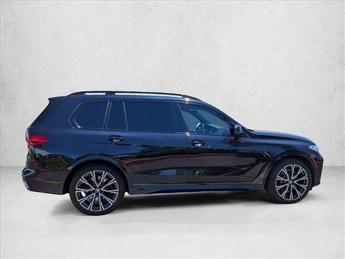 Used 2019 BMW X7 xDrive50i w/ M Sport Package AWD/4WD image 4