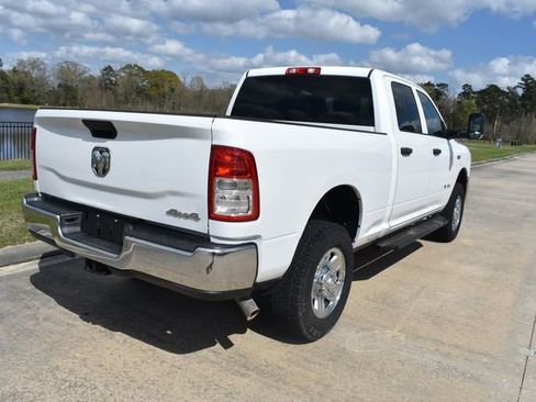 Used 2022 RAM 2500 Tradesman w/ Chrome Appearance Group AWD/4WD image 8