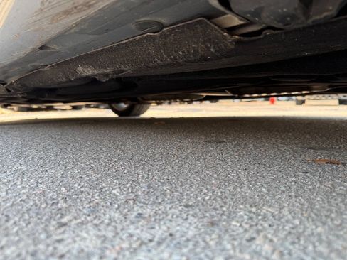 Used 2011 Mercedes-Benz E 350 BlueTEC Sedan image 23