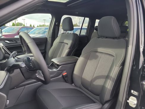 New 2025 Jeep Grand Cherokee Laredo X image 17