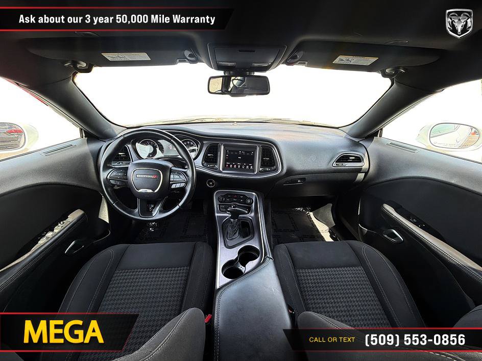 Used 2018 Dodge Challenger SXT w/ Driver Convenience Group RWD image 25