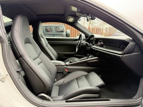 Used 2021 Porsche 911 Carrera image 23
