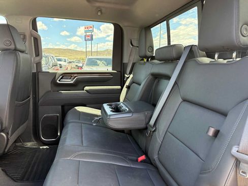 Used 2025 Chevrolet Silverado 3500 LT w/ All Star Edition AWD/4WD image 12