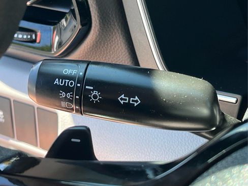 Used 2023 Honda Pilot LX image 24