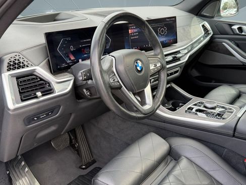 Used 2024 BMW X5 sDrive40i image 4