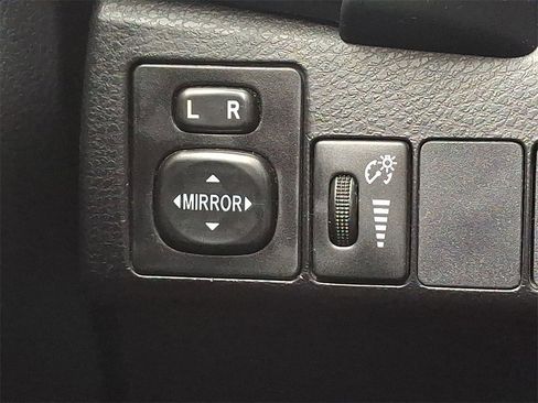 Certified 2017 Toyota Corolla LE image 22