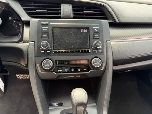 Used 2018 Honda Civic Sport image 27
