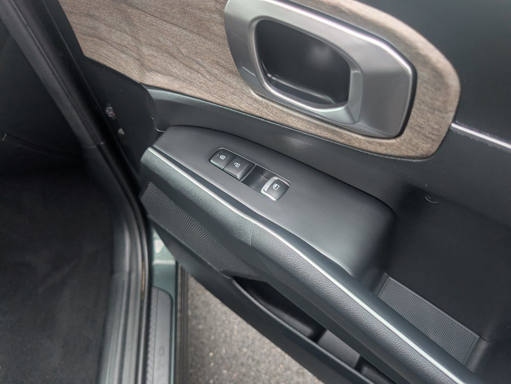 Used 2023 Kia Sorento S w/ Panoramic Sunroof Package AWD/4WD image 32