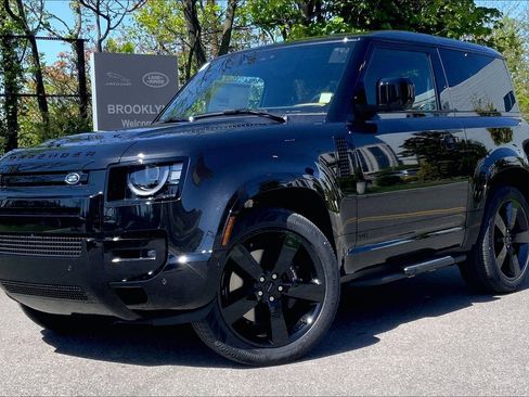 New 2026 Land Rover Defender 90 V8 AWD/4WD image 1
