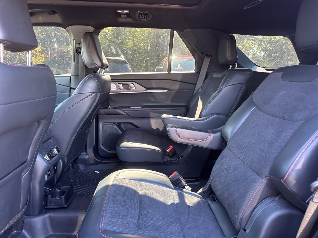 Used 2025 Ford Explorer ST w/ Sun And Sound Package AWD/4WD image 11