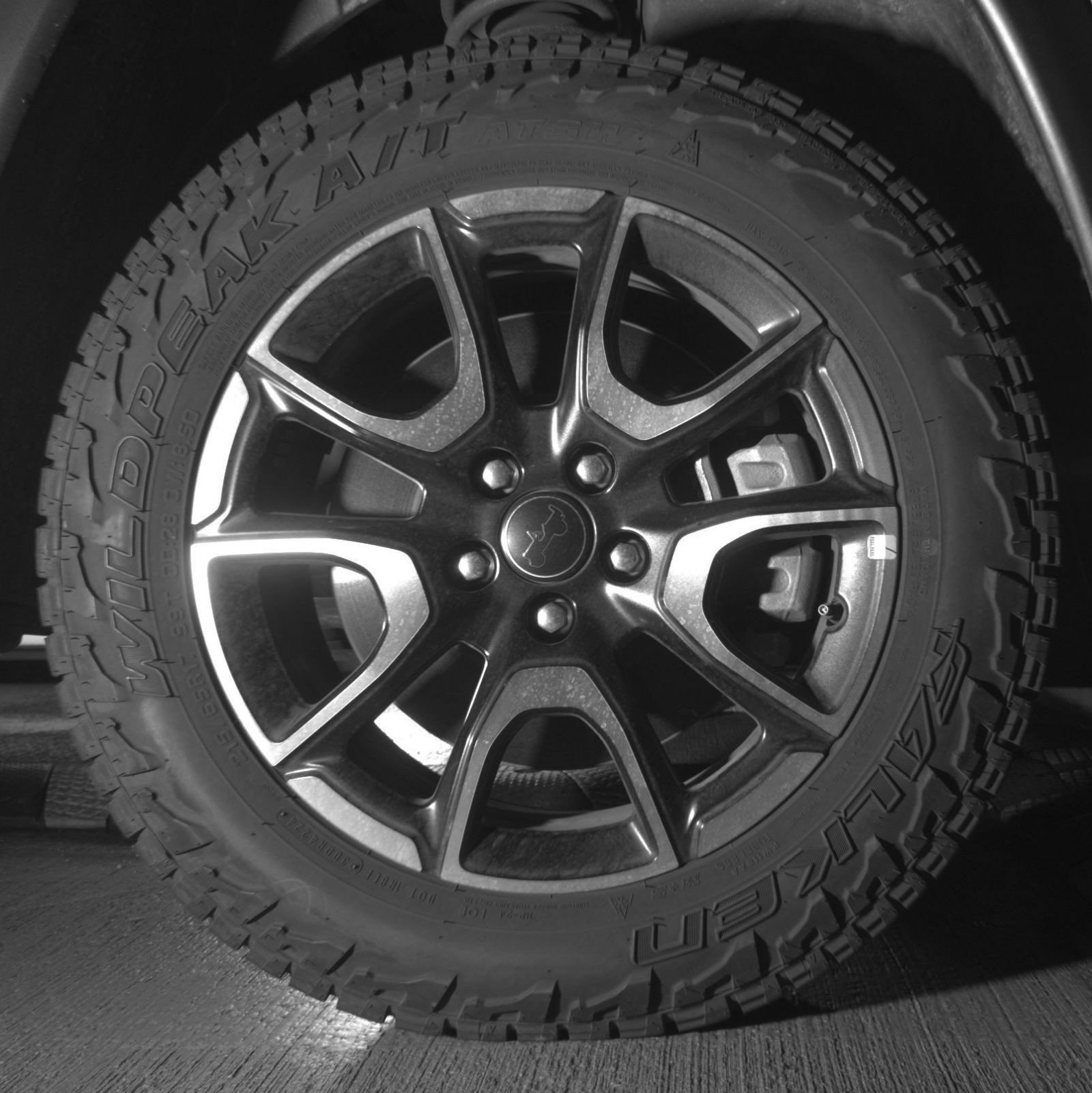 Used 2025 Jeep Compass Trailhawk AWD/4WD image 13