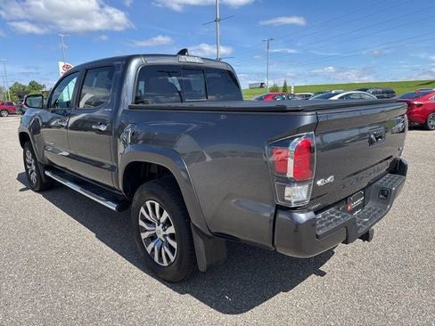 Certified 2023 Toyota Tacoma Limited AWD/4WD image 10