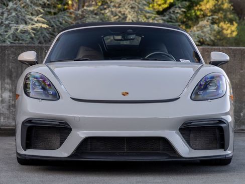 Used 2021 Porsche 718 Boxster Spyder RWD image 8