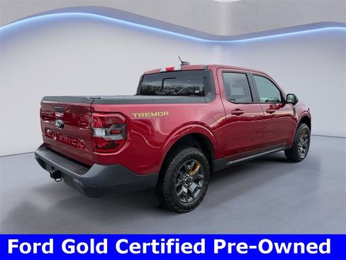 Certified 2025 Ford Maverick Tremor image 3