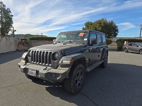 Used 2018 Jeep Wrangler Unlimited Sport S image 4