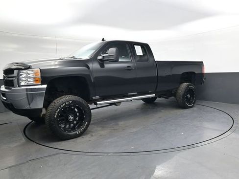 Used 2013 Chevrolet Silverado 3500 LT w/ Suspension Package, Off-Road image 9