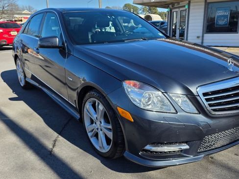 Used 2012 Mercedes-Benz E 350 4MATIC Sedan image 3